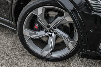 Audi E-tron S quattro - 10