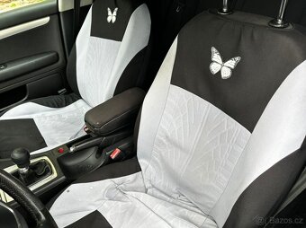 Audi A4 Avant 2.0 TDI - 10