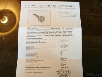 TOP přívěsek 750 zlatých 1 + 11 diamantů celkem cca. 1,85 ct - 10