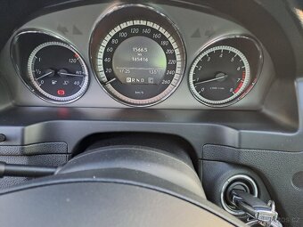 Mercedes Benz C 250 CGI - 10