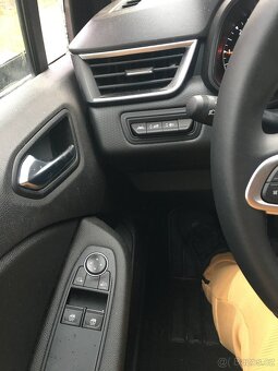 Clio V - 10