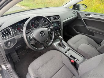 Volkswagen e-Golf, 36kWh,SoH 93%,CCS,NAVI, s DPH 349 000,- - 10