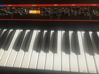 Roland Juno 60 s kufrem, vintage v dobrém stavu, GF-Studio n - 10