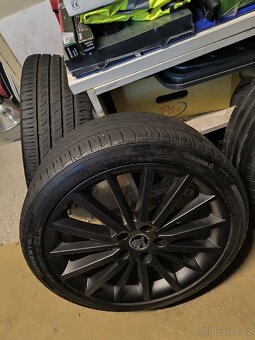 ALU kola Škoda Octavia III 5x112 r18, Originál, pneu 7mm - 10