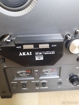 Akai kotoučový magnetofon - 10