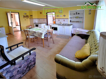 Prodej rodinného domu 160 m², pozemek 1 136 m²  Vysočany - M - 10