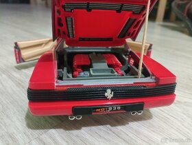 Ferrari Testarossa 1:18 Bburago - 10