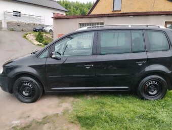 VW Touran 2,0 TDI Highline - 10