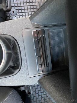 VW Touran 2.0 TDi - 10