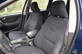 Volvo V70 2,4i AUTOMAT PO SERVISU - 10