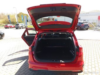 Nová Kia Ceed SW 1.5 T-GDI GPF SPIN - 10