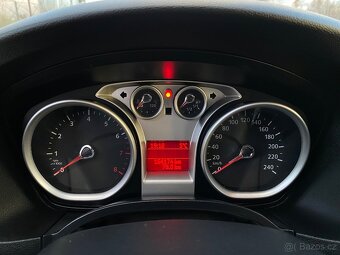 Ford Focus 1.6 74kw - 10