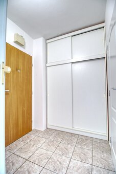 Bytu 1+kk s balkónem, 35 m², Hradec Králové ul. Baarova. - 10