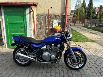 Kawasaki Zephyr 1100 - 10