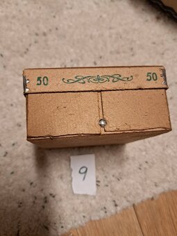 směs starožitných a retro věcí - 10