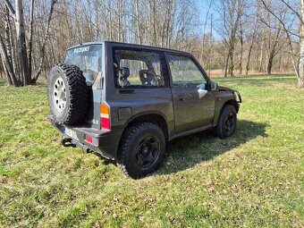 Suzuki Vitara 1.6JLX - 10