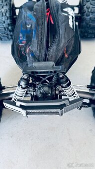 Traxxas Hoss 1:10 VXL 4WD RTR - 10