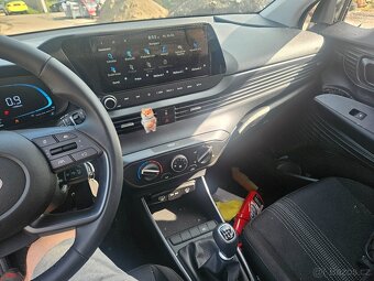 Hyundai i20 1.2i 58kw model 2025 - 10