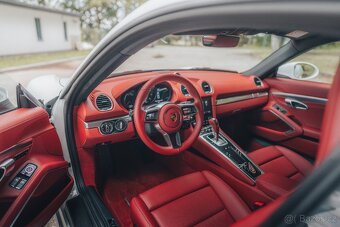 Porsche Cayman - 10