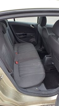 Opel Corsa 1.4 16v - 10