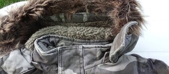 Chlapecká zimní maskáčová bunda a vesta( vel. 122) - 10