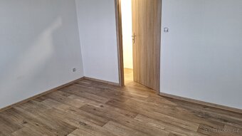 3+1 s balkonem, Tupadly u Kutné Hory - 10