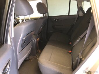RENAULT KOLEOS 4x4 2,0 dCi - 10