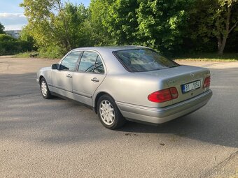 Mercedes Benz E 280 W 210 elegance 150kw, 5st. automat - 10