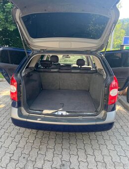 Renault laguna combi 1.9dcti - 10