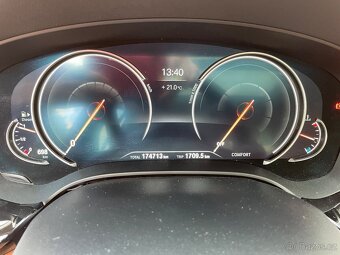 BMW 530d xDrive Touring 195kW – LUXURY, tažné, panorama - 10