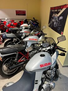 Prodám 4 ks suzuki katana GSX 250,400,750,1100 S - 10
