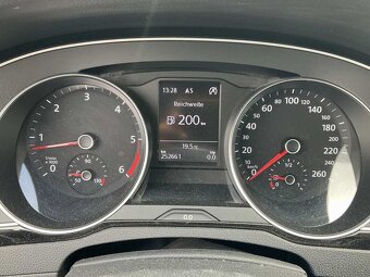 VW PASSAT VARIANT B8 2.0TDI 110KW COMFORTL. NAVI ACC ROZVODY - 10