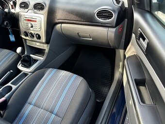Ford Focus 1.4i 59kw , r.2009, serviska, klima, 1.majitel - 10