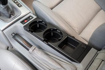BMW E46 323ci - Top stav - 10