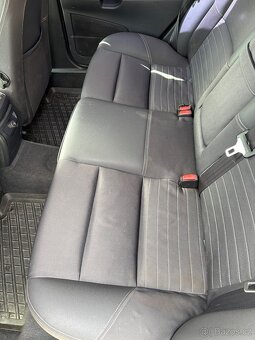 Volvo S40 2.0 D - 10