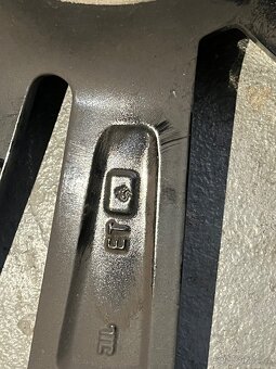 Alu kola Dezent TA dark - 10