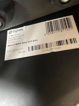 Autosedačka se základnou - 10