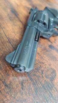 Flobert revolver KORA Brno 4" - černý cal. 6mm - 10