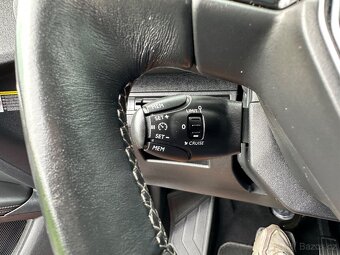 Peugeot 3008 1,2 96 KW AUTOMAT ALLURE - 10