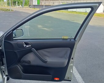 Škoda Octavia 1.6 MPI 55kW - 2001, po 2 majiteli, STK 2/2027 - 10