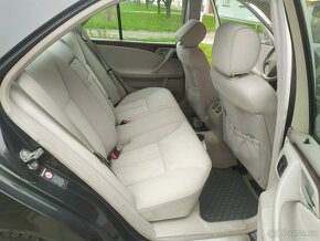 Mercedes-Benz Třídy E 270 CDI - 10