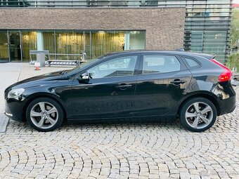 Volvo V40 2.0 D3 5VÁLEC 110KW MANUÁL LED SENZORY BEZ KOROZE - 10