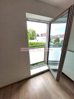 Pronájem podkrovního bytu 3+kk,90 m2,Zlín - 10