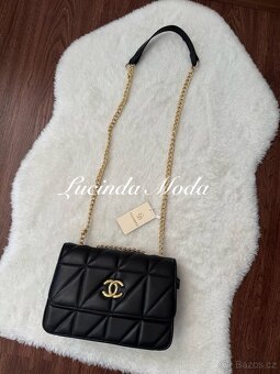 Úžasná crossbody kabelka - 10