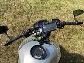 Suzuki GSR 600 vcetne kufru Shad na 2 prilby - 10