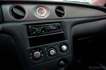 Mitsubishi Outlander 2.0i 100kW, 1. MAJITEL, TAŽNÉ,SERVISKA - 10
