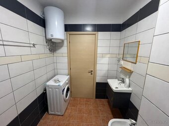 Prodej bytu 1+kk, 43 m², Durres, Albánie, 55.000,-€ - 10