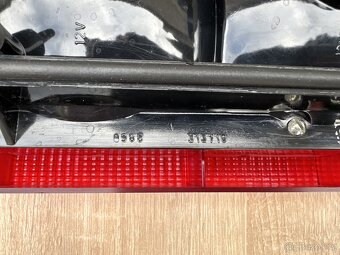 Moskvič 2141, nové zadní lampy - 10