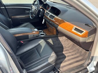 BMW 730d 160 kW E65 | Výhřev | Webasto | PDC | 2004 | M57 - 10