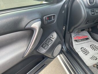 Toyota Rav4, 2,0 4X4,SERVISKA, TOP STAV - 10